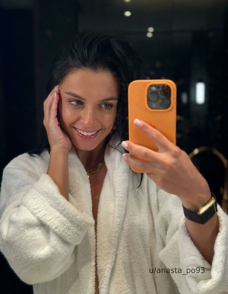 Anasta po93 onlyfans nude tits
