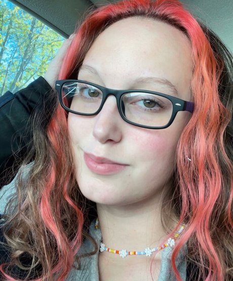 MuscleMommy002 onlyfans star