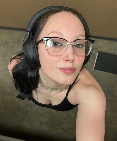 MuscleMommy002 onlyfans topless