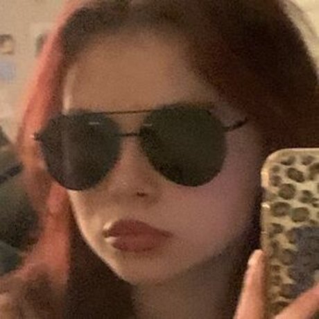 Naomi Rosenthal nude only fans