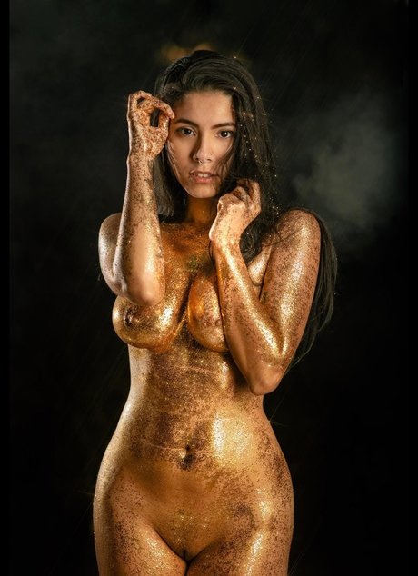 Luna Bloom free only fans