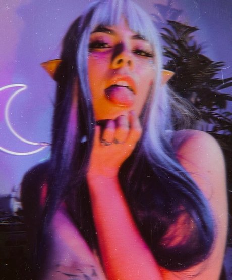 Luna Bloom onlyfans porn nude