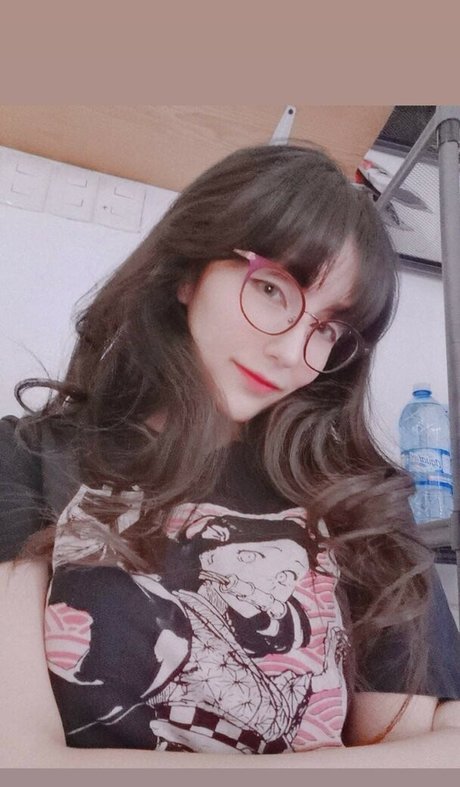 Kouryam onlyfans model