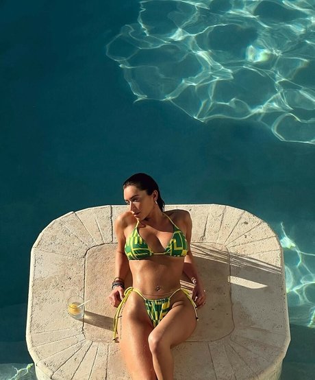 Anastasia Karanikolaou onlyfans naked porn