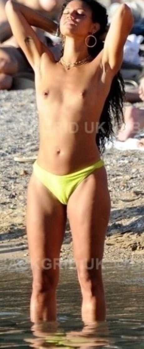 Vick Hope pics onlyfans