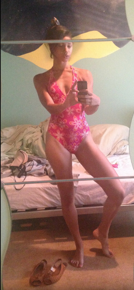 Vick Hope onlyfans pics