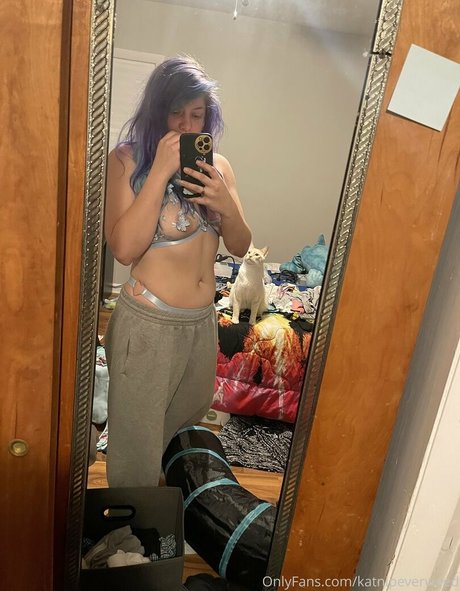 katnipeverweed desnuda onlyfans