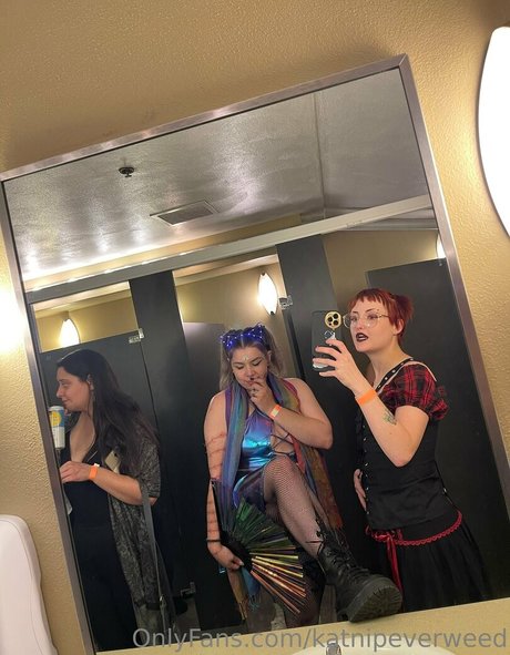 katnipeverweed only fans pictures