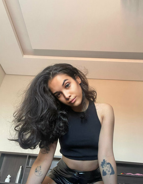 littlemisskimmy onlyfans gratis