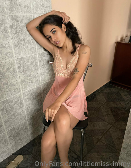 littlemisskimmy nudes onlyfans leaks