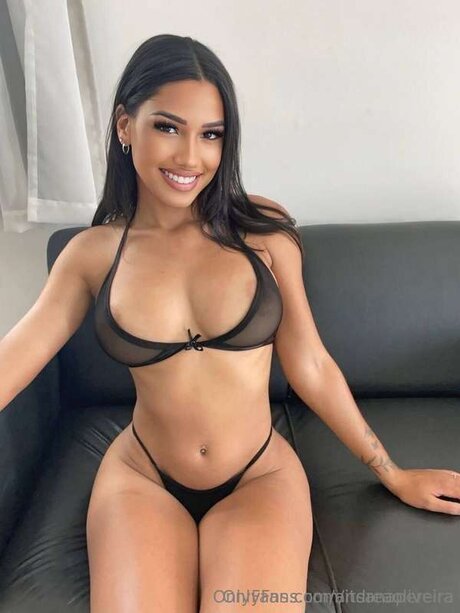 Andreaoliveira onlyfans free