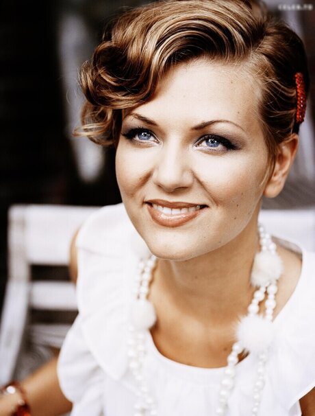 Ella Endlich only fans leaks