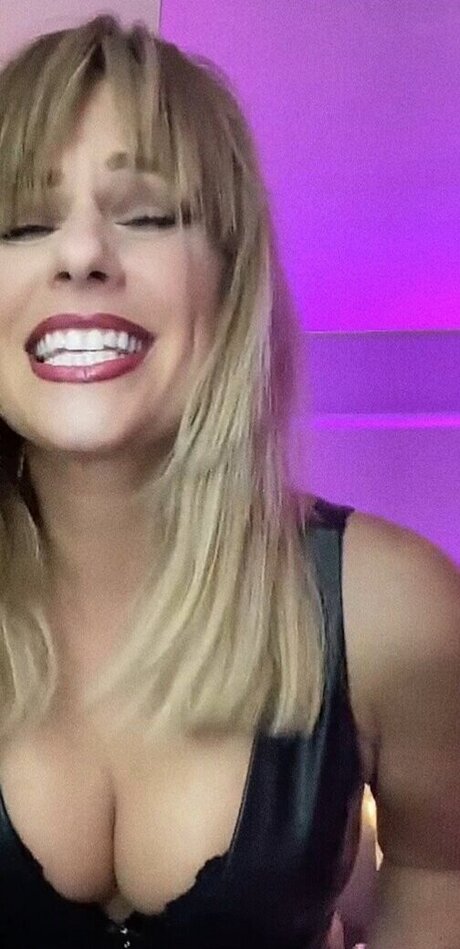 Carolina Peukmann onlyfans sex tape