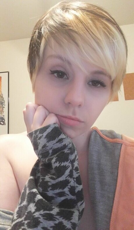 Lydia Sweets on onlyfans