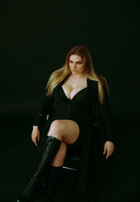 Nastya Blinova onlyfans nsfw