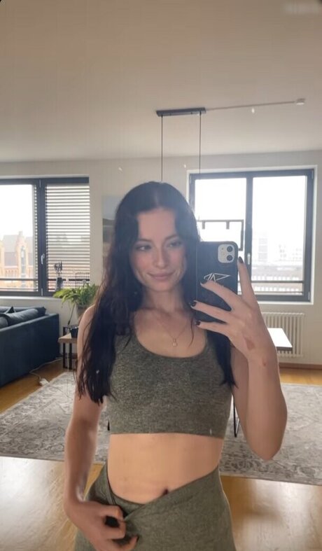 Anica Zimmermann onlyfans images