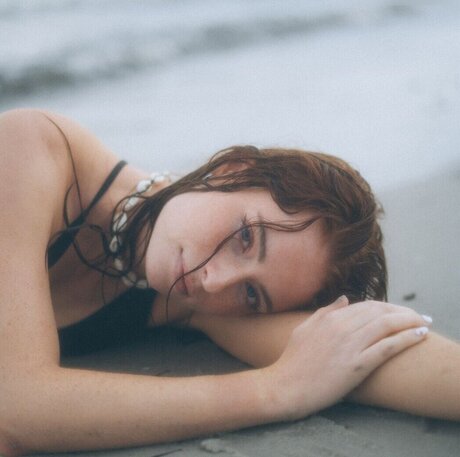 Anica Zimmermann nude onlyfans