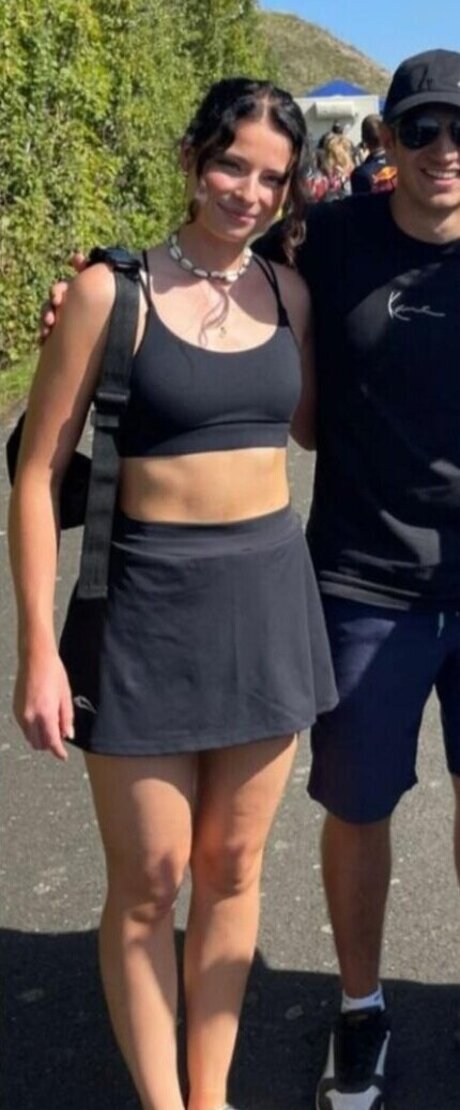 Anica Zimmermann nude leaks onlyfans