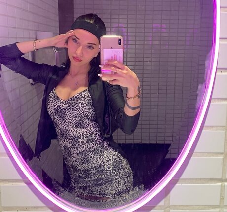 Nahiarabrenn onlyfans leaks nude