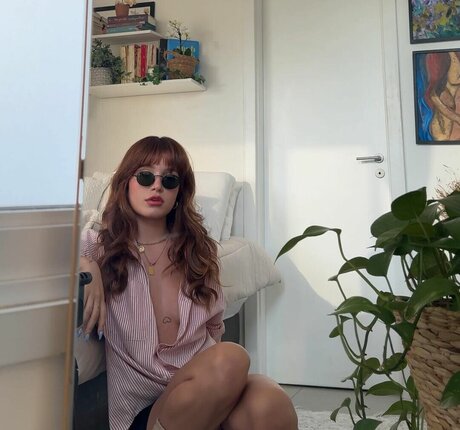 Liv Resenhas ass onlyfans