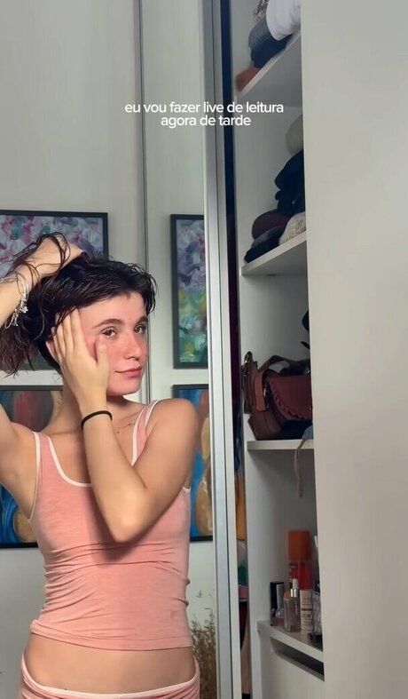 Liv Resenhas onlyfans leaks nudes