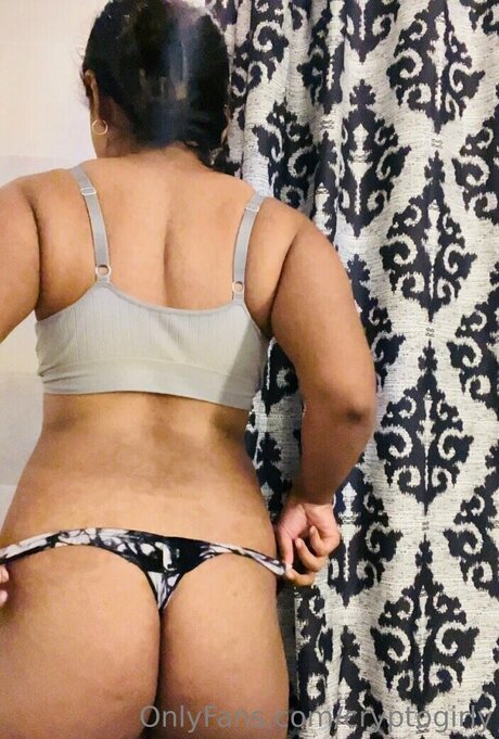 Miss Patel onlyfans porn leaks