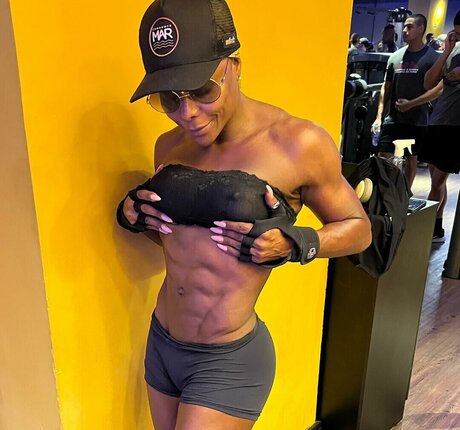 Adriana Bombom onlyfans leaks.