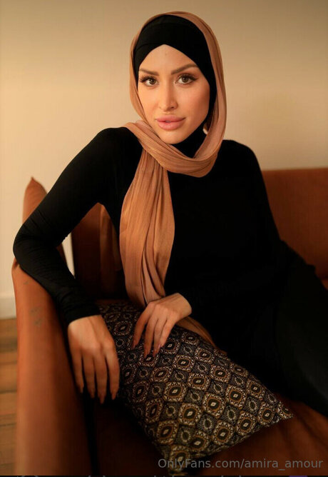 Amira amour hot onlyfans
