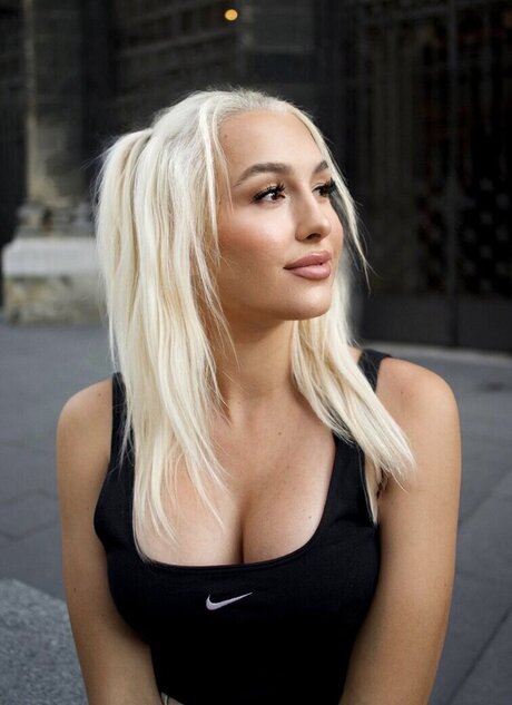 Maryyhx onlyfans naked