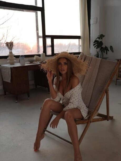 Luxury Girl naked onlyfans leaked