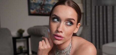 Luxury Girl onlyfans leakes