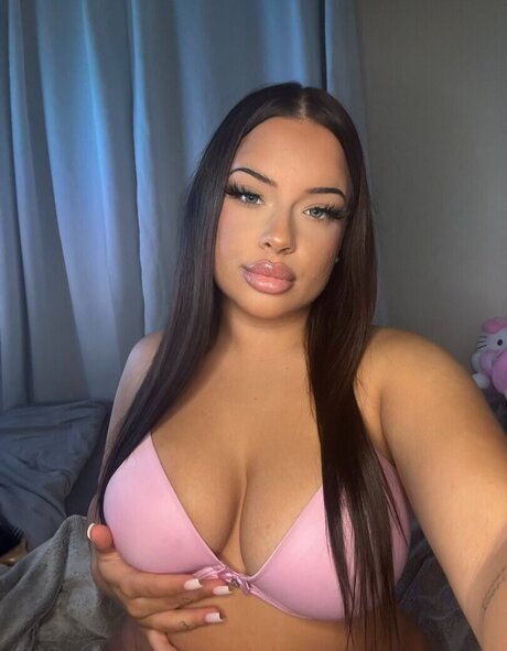 Naughtyoliwia onlyfans nude porn