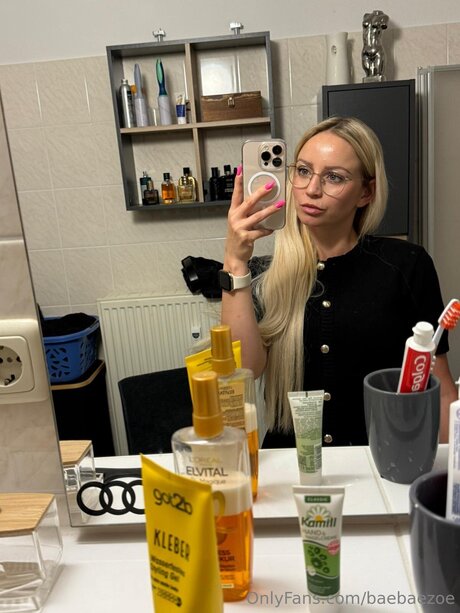 baebaezoe porn leaked onlyfans