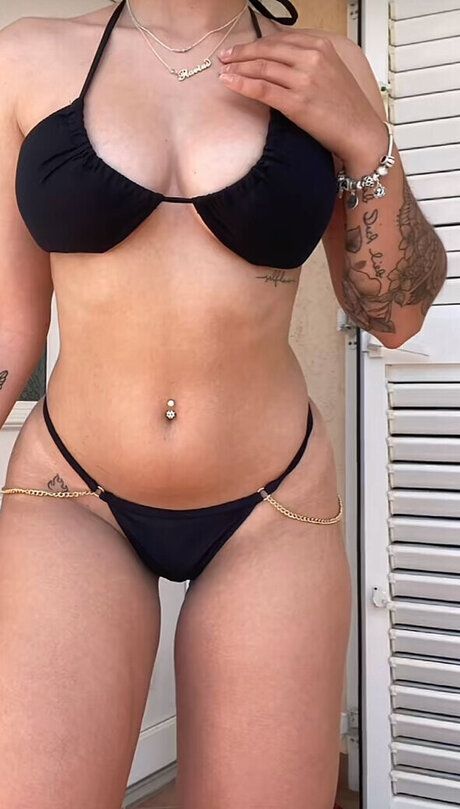 nina buettner fit onlyfans.