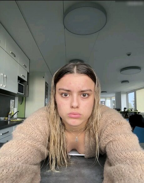 Emma Malewski  depiction