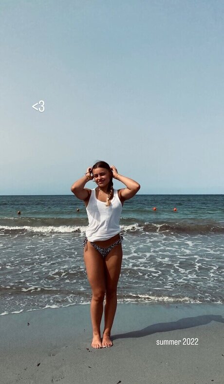 Emma Malewski onlyfans leak