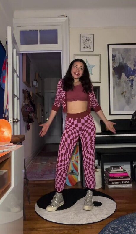 AllyAnnaMaria onlyfans free