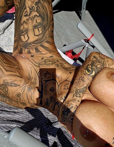 Sari Sander onlyfans pics nude