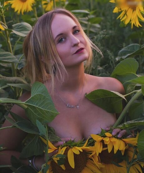 Michellegrsz 112 michelle onlyfans images