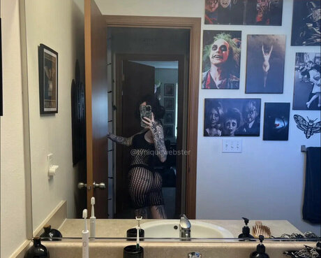 Tyniquewebster onlyfans nudes leaked