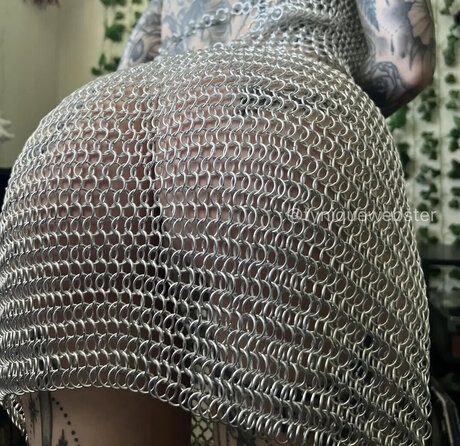 Tyniquewebster onlyfans.