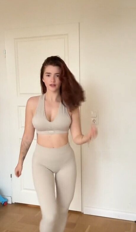 Julia Schulze leaked onlyfans nude