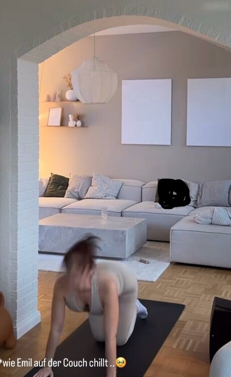 Julia Schulze onlyfans leakes