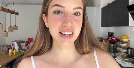 Yonca onlyfans leaks.