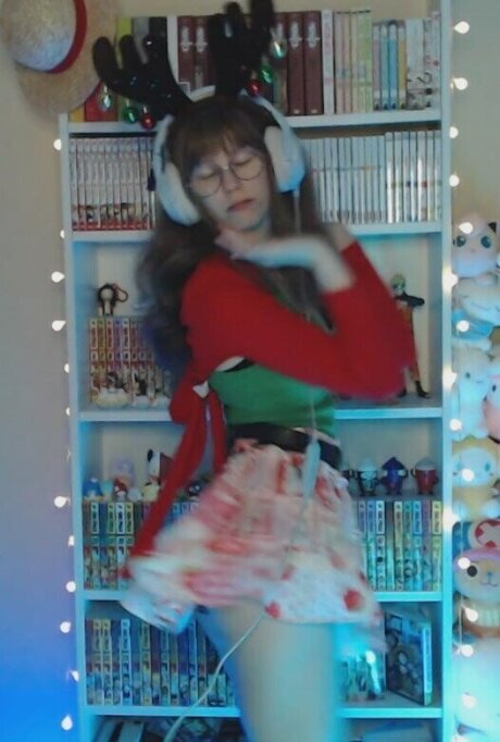 Skymi chan onlyfans sextape