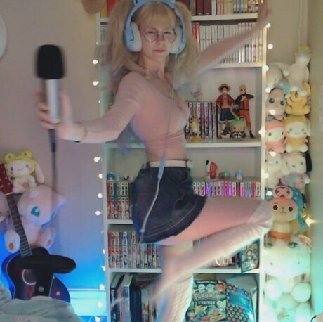 Skymi chan onlyfans leak fuck