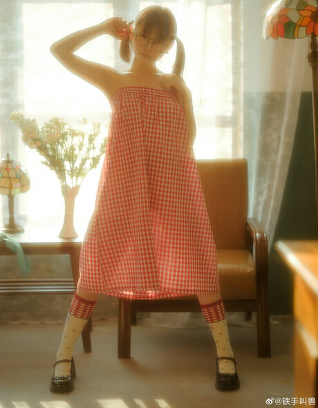 LynnLi7698  galleries