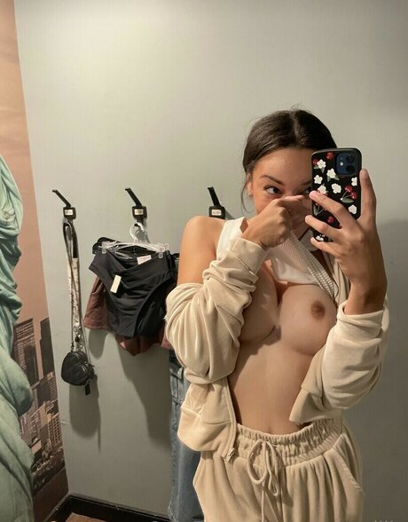 Alyssavanilla onlyfans nsfw