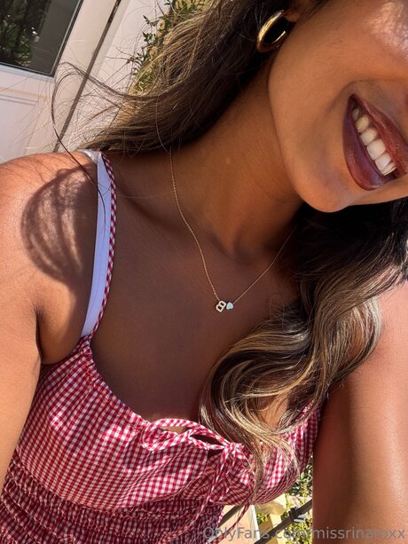 missrinaroxx onlyfans porn nude