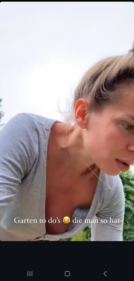 girl onlyfans pretty snapshot